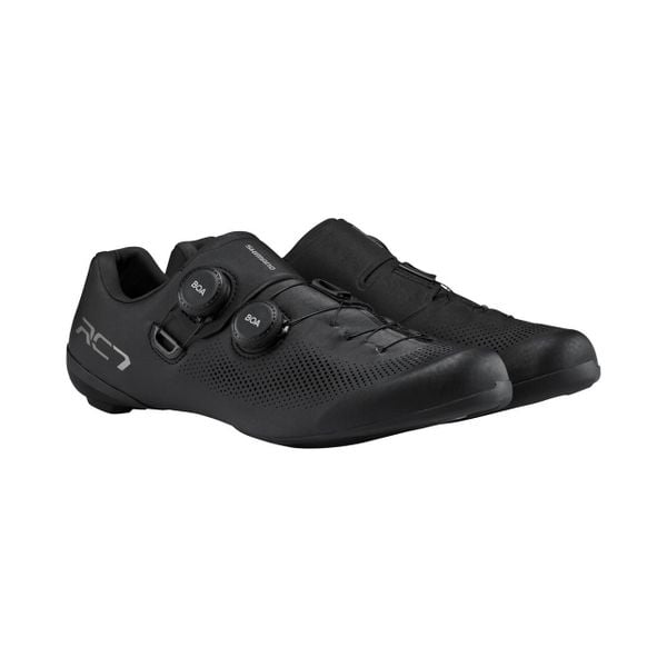 Buty szosowe męskie Shimano SH-RC703. Czarne buty wizytowe męskie SHIMANO, z materiału, bez zapięcia. Za 943.85 zł.