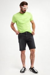 Spodenki jeansowe męskie DOLCE & GABBANA. Szorty męskie Dolce & Gabbana, z jeansu, bez kołnierzyka. Za 2,769.00 zł.