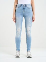 Jeansy damskie z wysokim stanem z przetarciami jasnoniebieskie Adela High Waist 156. Niebieskie jeansy damskie Big Star, z podwyższonym stanem. W wyprzedaży za 249.99 zł.