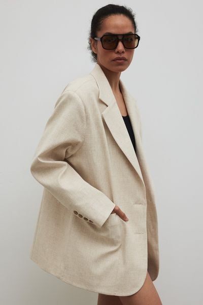 Marynarka z lnem oversize w kolorze IVORY LINEN - HARLEY. Brązowe marynarki i żakiety damskie Marsala, m, bez wzorów, z bawełny, eleganckie. Za 459.90 zł.