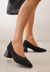 Czarne Czółenka VICES na Stożkowym Obcasie Jennibelle. Czarne czółenka damskie Born2be, bez wzorów, z materiału, z otwartym noskiem, bez obcasa, na słupku. Za 119.99 zł.