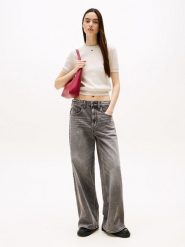 TOMMY JEANS Sweter w kolorze kremowym rozmiar: S. Brązowe swetry klasyczne damskie Tommy Jeans, s, z bawełny, bez kołnierzyka. Za 281.76 zł.
