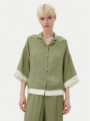 KARL LAGERFELD Koszula A2W11037 Zielony Relaxed Fit. Zielone koszule damskie Karl Lagerfeld, bez wzorów, z wiskozy, bez kołnierzyka, bez ramiączek. Za 629.99 zł.