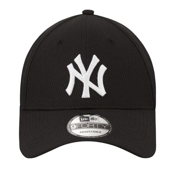 Męska Czapka Z Daszkiem New York Yankees. Czarne czapki męskie New Era, bez wzorów, sportowe. Za 190.99 zł.