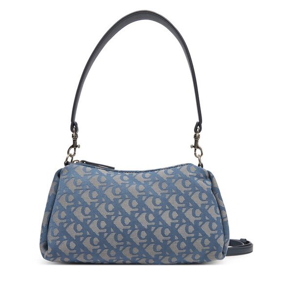 Torebka Calvin Klein Jeans. Niebieskie torebki klasyczne damskie Calvin Klein Jeans, bez wzorów, z jeansu, bez dodatków. Za 349.99 zł.