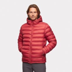 Kurtka męska Alpinus Ajusco. Czerwone kurtki treningowe męskie Alpinus, na jesień, l, z aplikacjami, z materiału, trekkingowe. Za 399.00 zł.