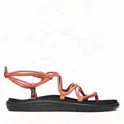 Sandały Teva. Brązowe sandały damskie Teva, bez wzorów, bez obcasa, na płaskiej podeszwie. Za 239.99 zł.