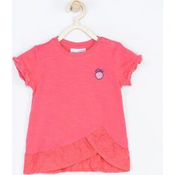 Coccodrillo - T-shirt dziecięcy 74-80 cm. Czerwone koszulki dziewczęce COCCODRILLO, z aplikacjami, z dzianiny, bez ramiączek. W wyprzedaży za 19.90 zł.