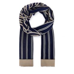 Szal Tommy Hilfiger. Niebieskie szaliki i kominy damskie Tommy Hilfiger, bez wzorów. Za 249.99 zł.