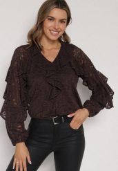 Brązowa Bluzka z Koronki Ozdobiona Falbankami Sewola. Brązowe bluzki damskie Born2be, l, bez wzorów, z koronki, eleganckie, bez kołnierzyka, bez ramiączek. Za 139.99 zł.