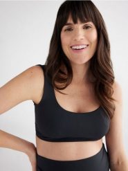 Góra od bikini z ochroną UV - czarny. Czarne bikini damskie Reserved, bez wzorów. W wyprzedaży za 29.99 zł.