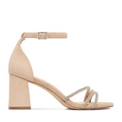 Sandały JENNY. Brązowe sandały damskie Jenny, bez wzorów, bez obcasa, na słupku. Za 129.99 zł.