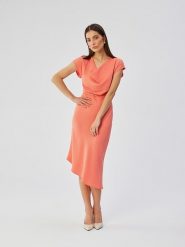 Stylove Sukienka w kolorze pomarańczowym rozmiar: L. Pomarańczowe sukienki damskie Stylove, l, bez wzorów, z tkaniny, z asymetrycznym kołnierzem, bez ramiączek, midi, asymetryczne. Za 233.33 zł.