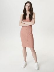 Sukienka mini dzianinowa - pomarańczowy. Brązowe sukienki damskie Sinsay, l, bez wzorów, z bawełny, bez kołnierzyka, bez ramiączek, mini. Za 22.99 zł.