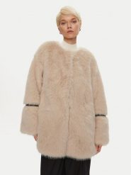 Karen by Simonsen Futro Pearly 10104998 Beżowy Oversize. Brązowe futra damskie Karen by Simonsen. Za 1,039.00 zł.