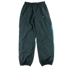 Second life - Spodnie dresowe męskie Nike - Jak nowy. Czarne spodnie sportowe męskie Nike, z dresówki. Za 127.76 zł.
