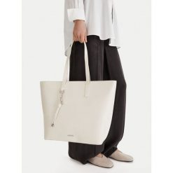 Torebka Lasocki. Torebki klasyczne damskie Lasocki, bez wzorów, bez dodatków. Za 199.99 zł.