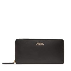 Portfel Tommy Hilfiger. Czarne portfele damskie Tommy Hilfiger, bez wzorów. Za 469.99 zł.
