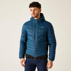 Kurtka z kapturem Regatta Leedre. Niebieskie kurtki męskie Regatta, l, bez wzorów, z materiału, eleganckie, z kapturem. Za 143.99 zł.