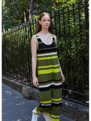 STEFANEL Sukienka ze wzorem rozmiar: M. Sukienki damskie Stefanel, na co dzień, m, bez wzorów, ze lnu, bez kołnierzyka, bez ramiączek, maxi, proste. Za 160.96 zł.