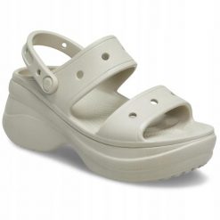 Sandały dla Kobiet Crocs Bae Sandal. Brązowe sandały damskie Crocs, bez wzorów, z materiału, bez obcasa, na platformie. Za 239.99 zł.