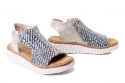 RIEKER 69284-90 multi, sandały damskie. Sandały damskie Rieker, bez wzorów, bez obcasa. Za 263.92 zł.