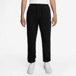 Spodnie męskie Nike Club Basketball Club. Czarne spodnie sportowe męskie Nike, z tkaniny. Za 246.99 zł.