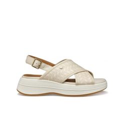 Sandały damskie Geox Spherica Ecub-3 S B. Brązowe sandały damskie Geox, bez wzorów, bez obcasa. W wyprzedaży za 424.10 zł.