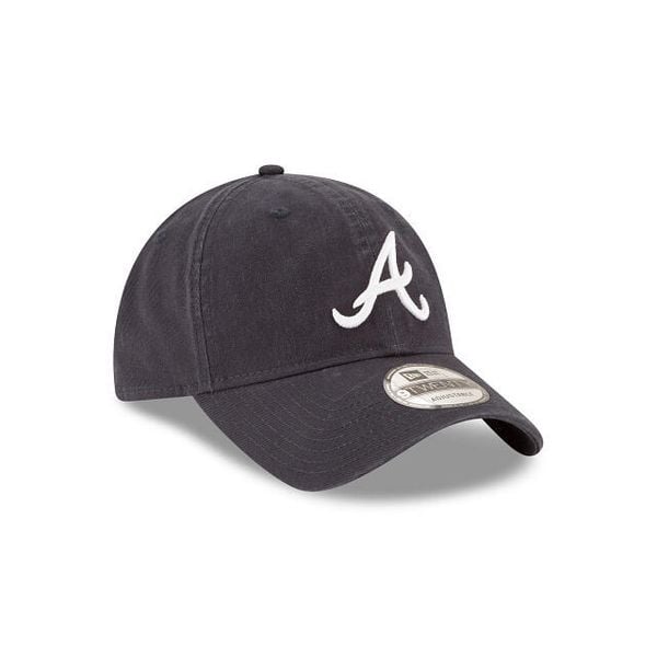 Czapka z daszkiem New Era Braves 9TWENTY MLB Core Classic. Białe czapki męskie New Era, bez wzorów, sportowe. Za 186.00 zł.