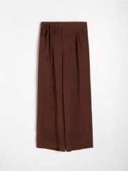 Spodnie wide leg z domieszką lnu - beżowy. Brązowe spodnie materiałowe damskie Sinsay, bez wzorów. Za 59.99 zł.