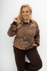 Casualowa brązowa bluzka z dzianiny sweterkowej w kwiaty Bloom Routine Plus Size Oversize. Brązowe bluzki sportowe damskie Moda Size Plus Iwanek, l, z denimu, bez kołnierzyka, bez ramiączek. Za 149.90 zł.