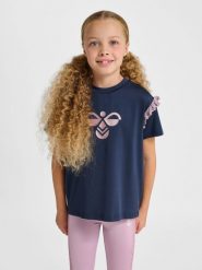 T-shirt z cekinami dla dziewczynki Hummel MIX. Niebieskie koszulki dziewczęce HUMMEL, bez wzorów, z materiału, bez ramiączek. Za 130.50 zł.