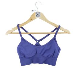 Second life - Biustonosz sportowy damski Gymshark do jogi fioletowy - Jak nowy. Fioletowe biustonosze sportowe damskie Gymshark, bez wzorów, z materiału. Za 85.16 zł.