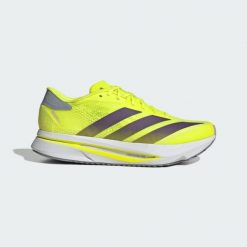 Buty Adizero SL 2. Czerwone obuwie do biegania damskie Adidas. Za 569.00 zł.
