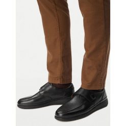 Półbuty Go Soft. Czarne półbuty męskie GO SOFT, bez zapięcia. Za 249.99 zł.