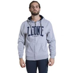 Męska zapinana na zamek bluza z kapturem Leone 1947 Apparel. Szare bluzy sportowe męskie LEONE 1947 APPAREL, bez wzorów, z tkaniny, sportowe, bez kołnierzyka, bez ramiączek. W wyprzedaży za 154.80 zł.