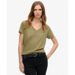 Koszulka z haftem V w slubie. Zielone bluzki sportowe damskie Superdry., bez wzorów, z bawełny, bez ramiączek. Za 125.90 zł.