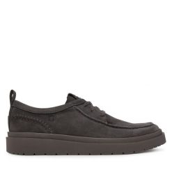 Półbuty Clarks. Szare półbuty męskie Clarks, bez zapięcia. Za 389.99 zł.