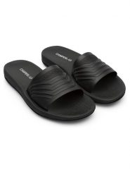 Camper Klapki w kolorze czarnym rozmiar: 37. Czarne klapki damskie Camper, bez wzorów, bez obcasa. Za 217.99 zł.