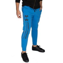 Spodnie Dresowe Męskie Under Armour. Niebieskie spodnie dresowe męskie Under Armour, bez wzorów, z dresówki. Za 156.60 zł.