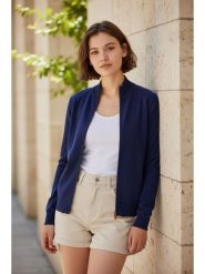 ASSUILI Kardigan w kolorze granatowym rozmiar: 36. Niebieskie kardigany damskie Assuili, bez wzorów. Za 100.99 zł.