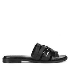 Klapki Lasocki. Czarne klapki damskie Lasocki, bez wzorów, bez obcasa. Za 129.99 zł.