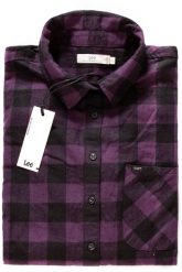 KOSZULA MĘSKA LEE RELAXED SHIRT DEEP PLUM L46VCBDS. Koszule męskie Lee, l, bez wzorów, bez kołnierzyka, bez ramiączek. W wyprzedaży za 59.99 zł.