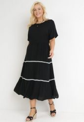 Czarna Rozkloszowana Sukienka Maxi Wiązana z Tyłu Zathia. Czarne sukienki damskie Born2be, xl, w ażurowe wzory, z materiału, bez kołnierzyka, bez ramiączek, maxi, rozkloszowane. Za 109.99 zł.