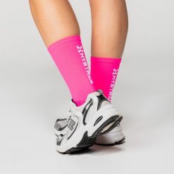 Damskie skarpety do biegania – odprowadzające pot – wyjątkowy komfort. Białe skarpetki damskie HYSTRIDE, bez wzorów. Za 48.00 zł.