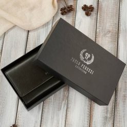 Portfel damski skórzany duży ciemnozielony z ochroną RFID klasyczny Paolo Peruzzi AL-07-GB. Brązowe portfele damskie bez wzorów, ze skóry. Za 99.00 zł.