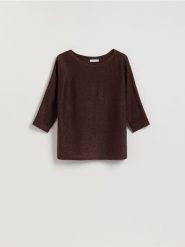 Sweter z metalizowaną nitką - brązowy. Brązowe swetry klasyczne damskie Reserved, l, z wiskozy, bez kołnierzyka. Za 99.99 zł.