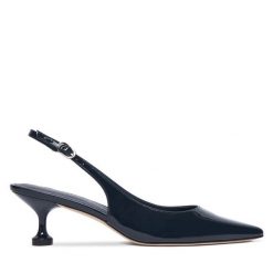 Czółenka Stuart Weitzman. Niebieskie czółenka damskie Stuart Weitzman, bez wzorów, bez obcasa. Za 1,999.00 zł.