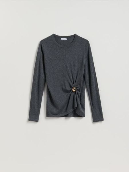 Sweter z detalem - ciemnoszary. Szare swetry klasyczne damskie Reserved, l, z dzianiny, bez kołnierzyka. Za 109.99 zł.