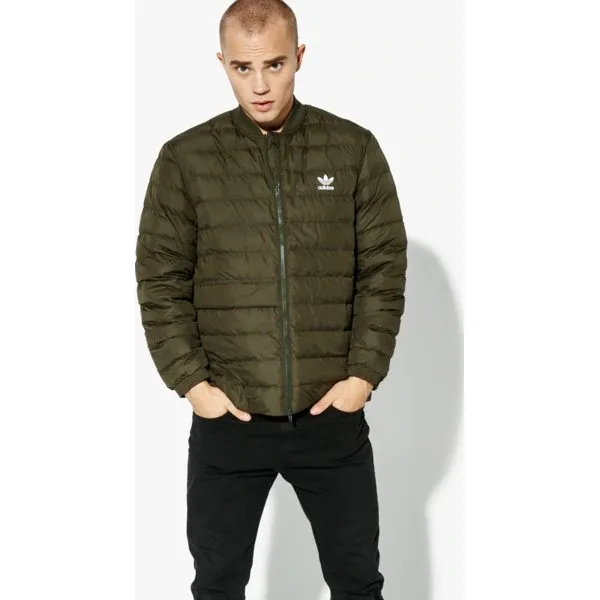 Adidas Kurtka Sst Outdoor Winter , khaki, rozmiar XL. Brązowe kurtki męskie Adidas, m, bez wzorów, z materiału, bez kaptura. W wyprzedaży za 429.99 zł.